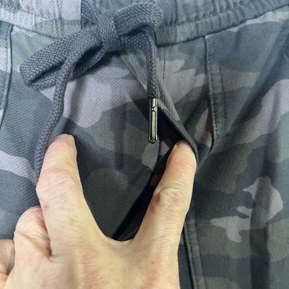 Athleta Farralon Jogger Pants Camouflage Green Taupe Brown - Picture 15 of 15